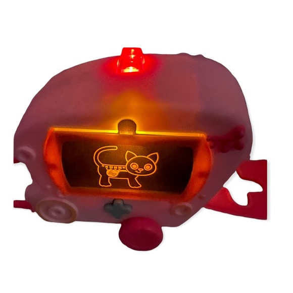 Littlest Pet Shop ambulance / x-ray - lights up!! - Picture 10 of 12